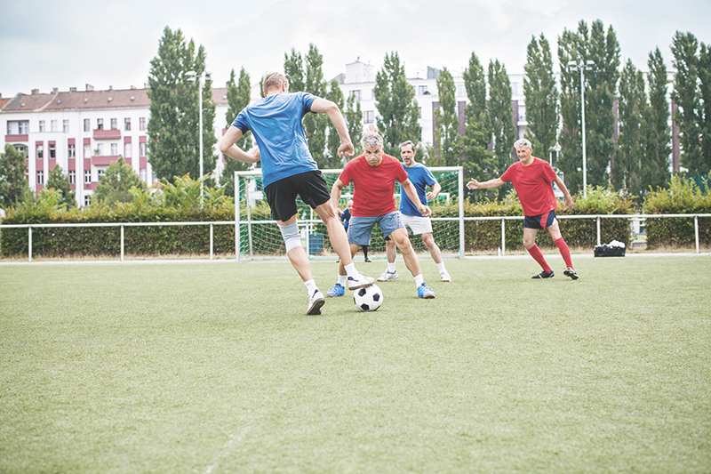 Fussball_800x533 Das runde Leder erfreut jedes Alter