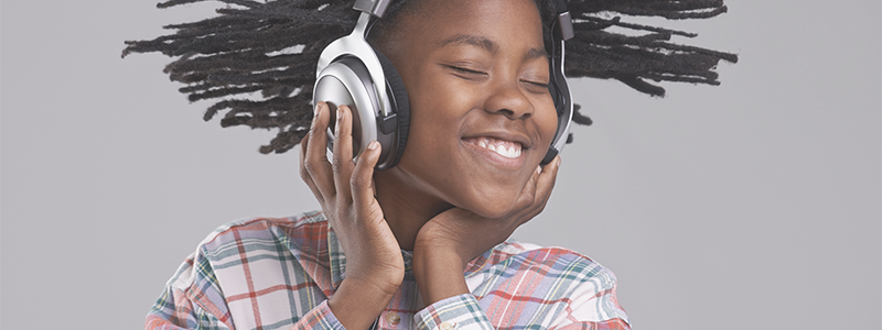Uncool, aber wichtig: Auch in jungen Jahren auf die Ohren achten